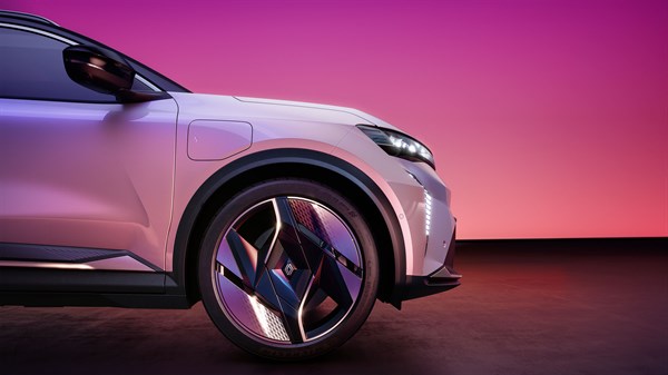 E-Tech electric - driving range - Renault