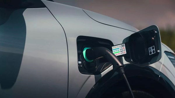 E-Tech electric - charging system - Renault