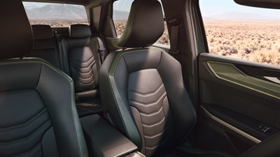 power-adjustable driver's seat - Renault Niagara