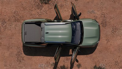 large doors for easy access - Renault Niagara