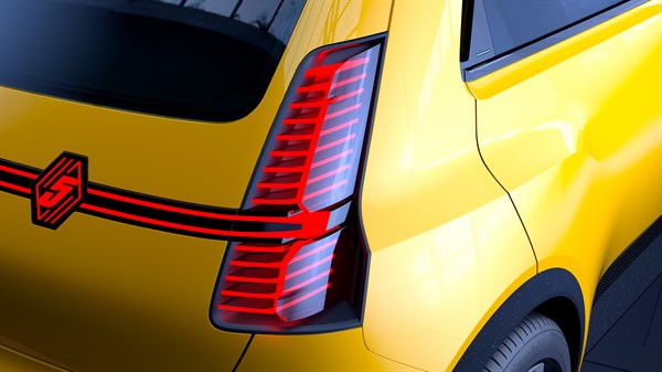 Luz trasera con aero flap - Renault 5 E-Tech electric prototype